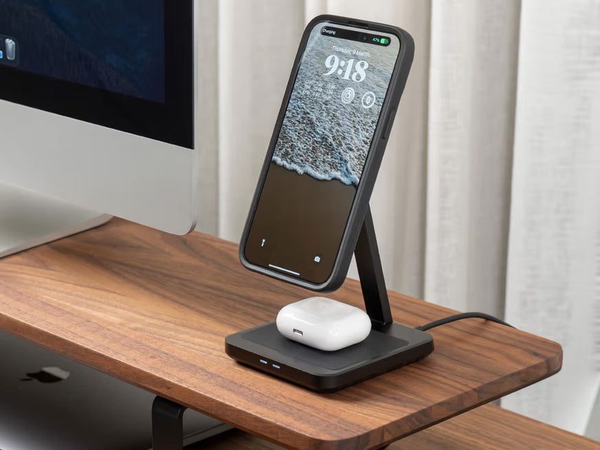 Quad Lock Dual Desktop Wireless Charger
