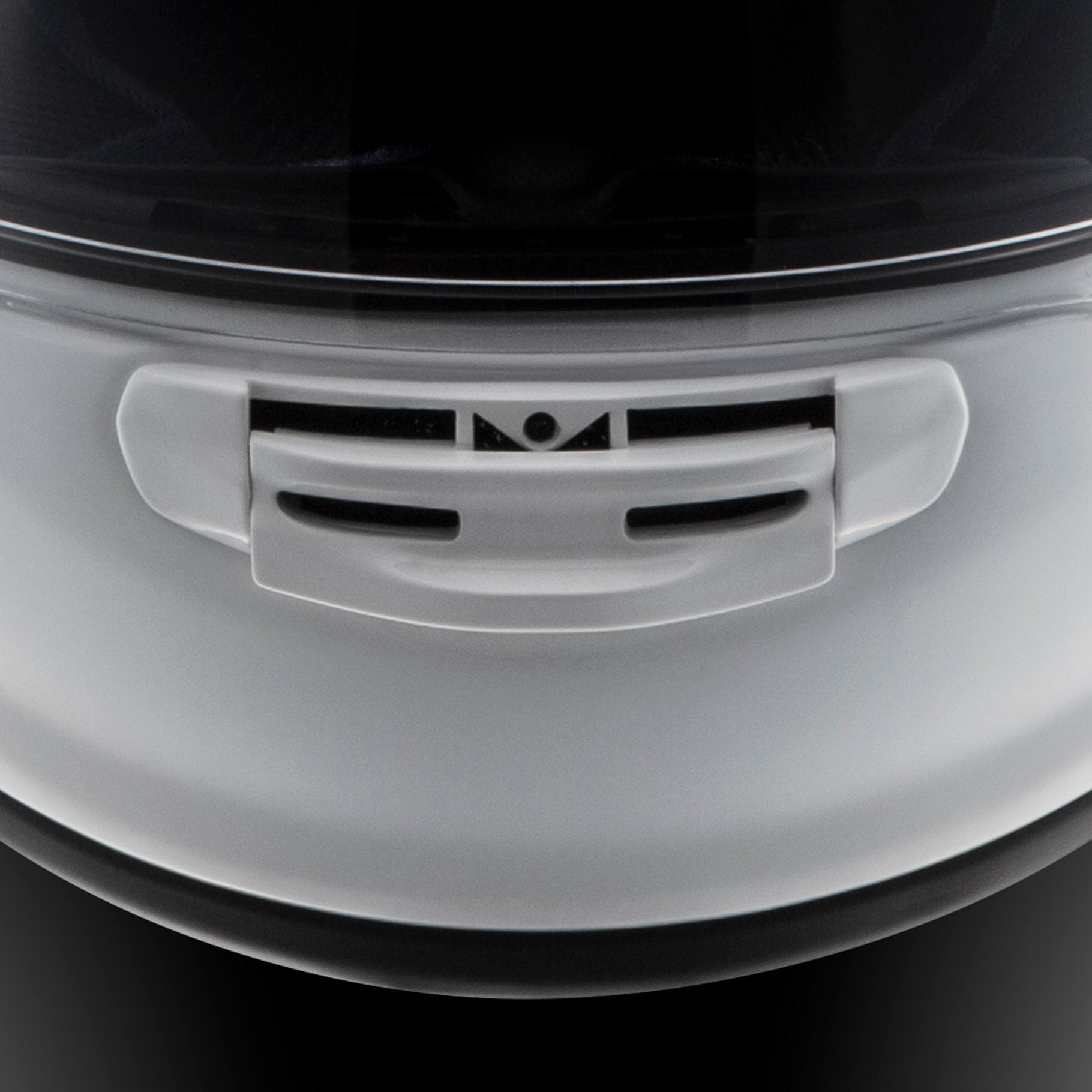 Arai Quantic Full Face Helmet - Solid Diamond White