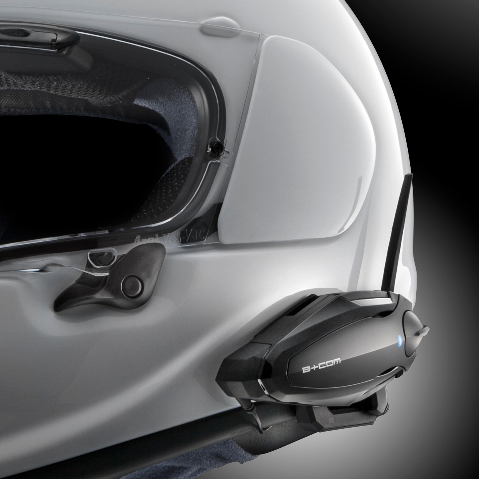 Arai Quantic Full Face Helmet - Solid Diamond White