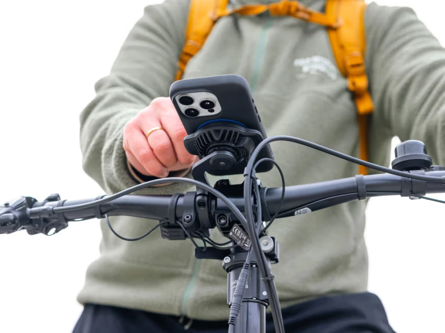 Quad Lock Out Front Mount Pro