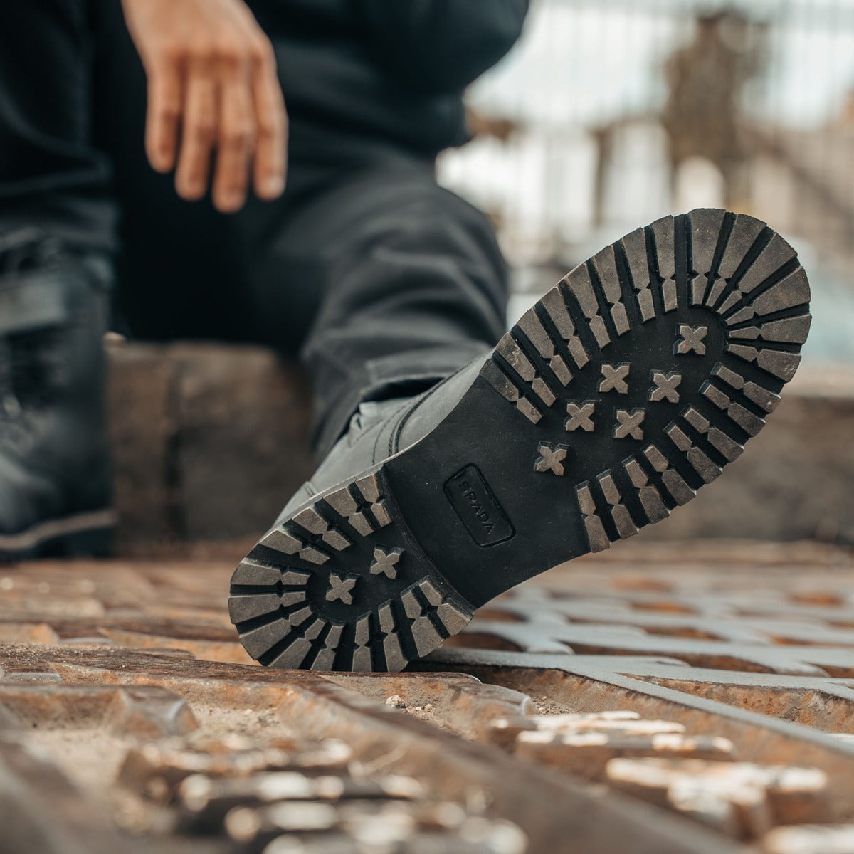 Spada Pilgrim Grande Rev.2 CE WP Boots Distressed Black