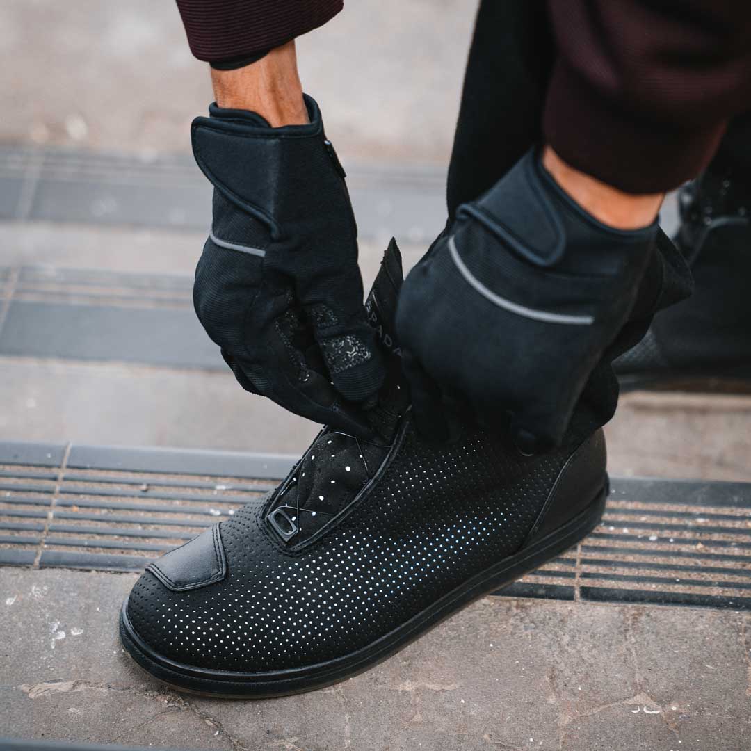 Spada Tachi CE Waterproof Trainers - Black