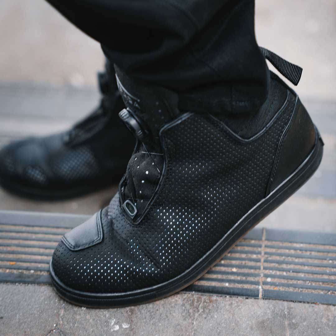 Spada Tachi CE Waterproof Trainers - Black